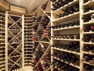 常见问题地下酒窖控湿控温的重要性