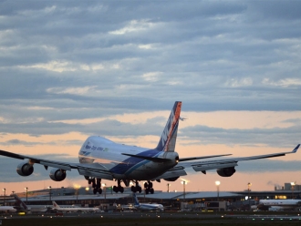 企业新闻工业除湿机确保机场仪表着陆导航系统精准_除湿机厂家