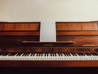 行业新闻乐器店有什么方法防潮？