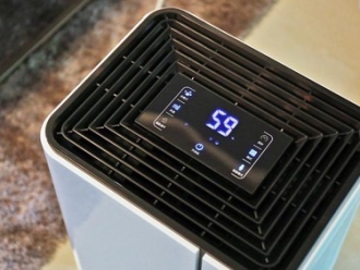 行业新闻熔喷布发硬变脆怎么办？熔喷布无纺布加湿器
